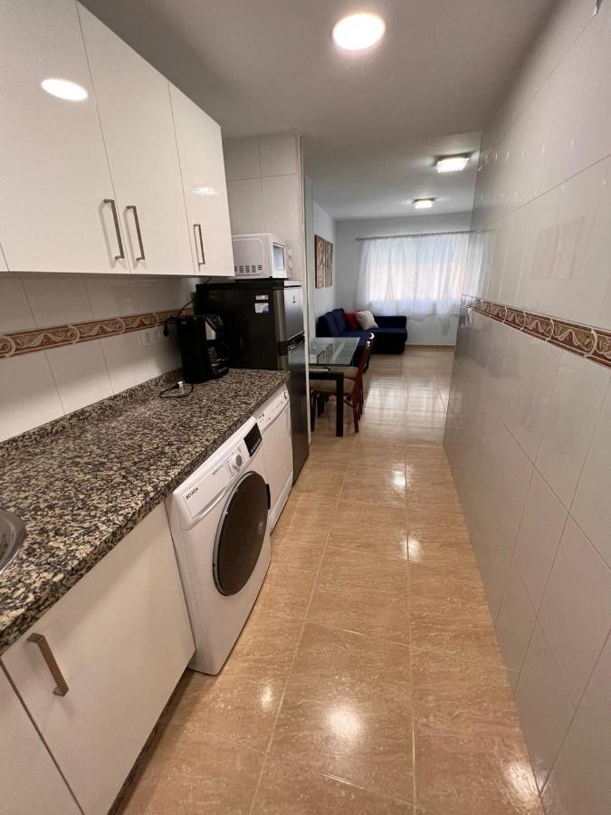 Torremolinos Centro - Beautiful , Newly Renovated 2 Bedroom Apartment Bagian luar foto