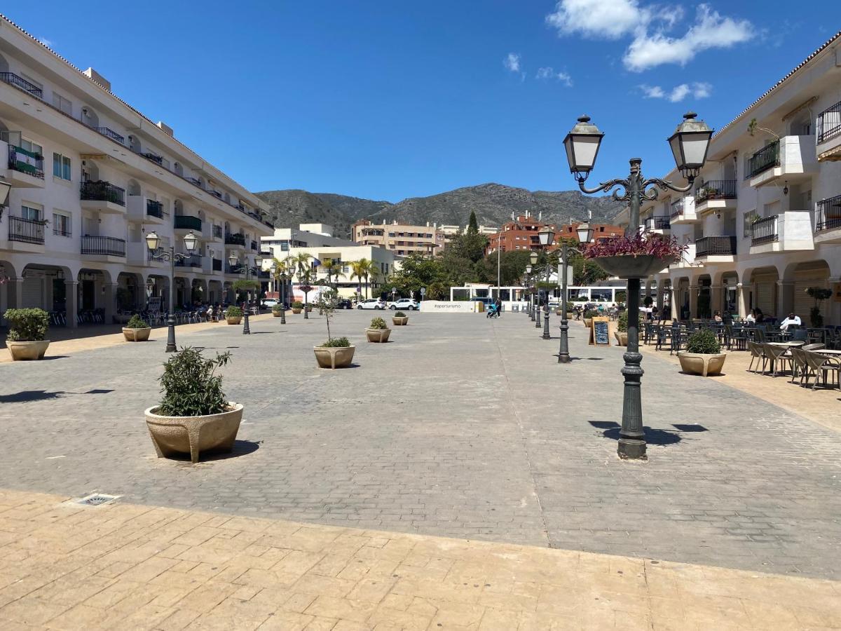 Torremolinos Centro - Beautiful , Newly Renovated 2 Bedroom Apartment Bagian luar foto