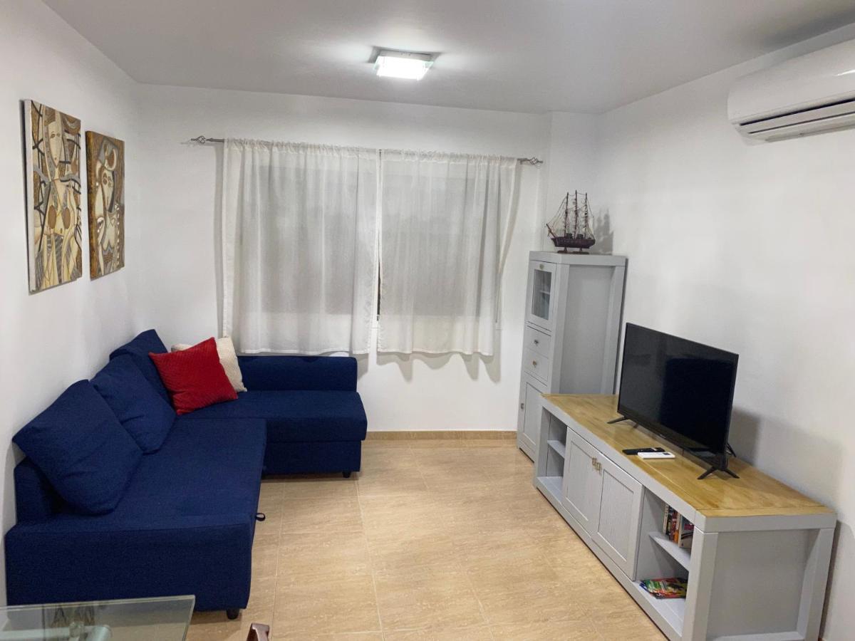 Torremolinos Centro - Beautiful , Newly Renovated 2 Bedroom Apartment Bagian luar foto